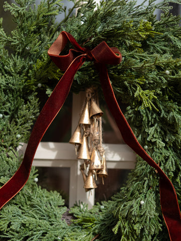 Cluster of Conical Bells