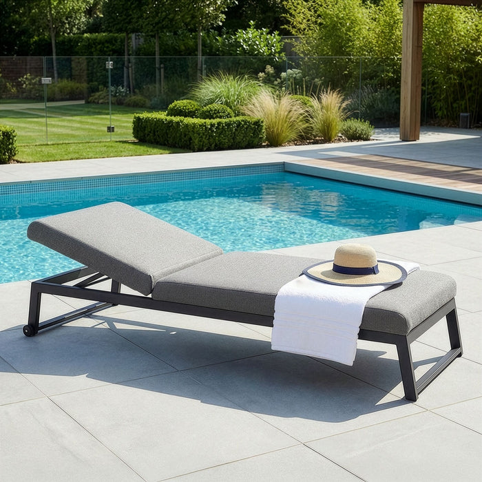 Outdoor Fabric Allure Sunlounger