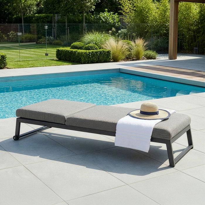 Outdoor Fabric Allure Sunlounger