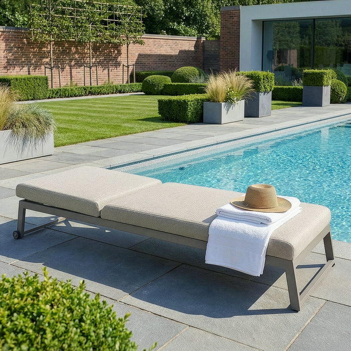 Outdoor Fabric Allure Sunlounger