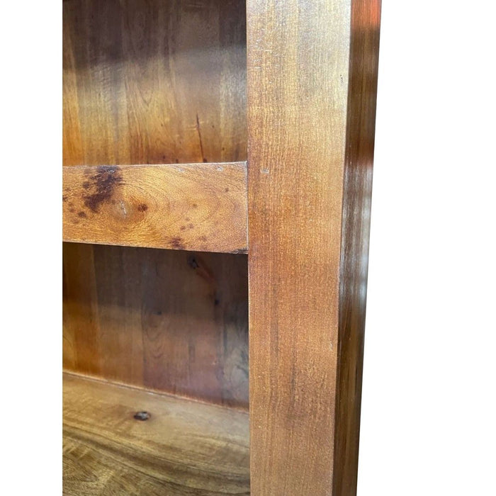 Dakota Tall Shelves T43