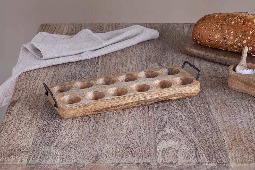 Anda Mango Wood Egg Holder Natural