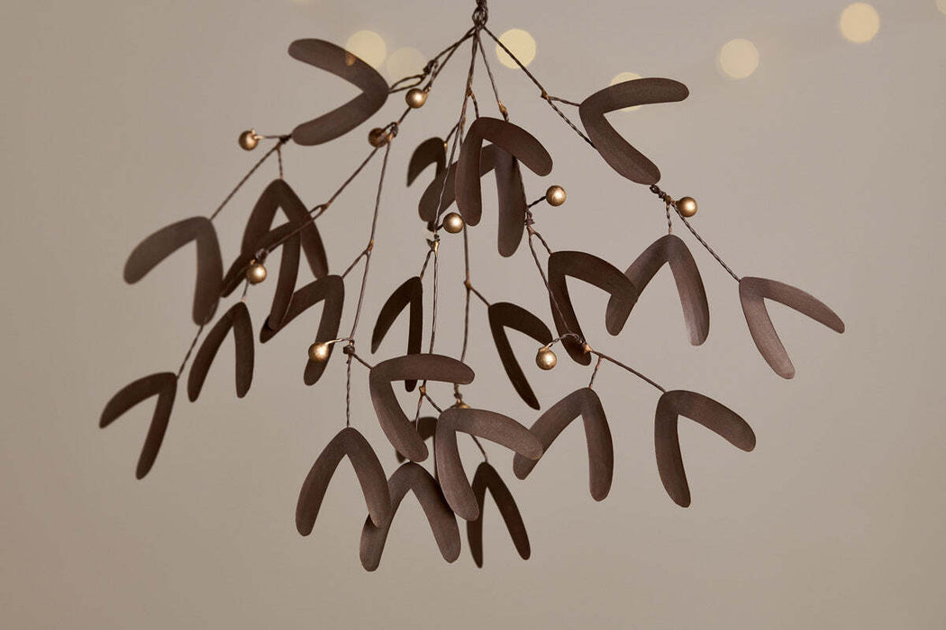 Avni Mistletoe Antique Brass