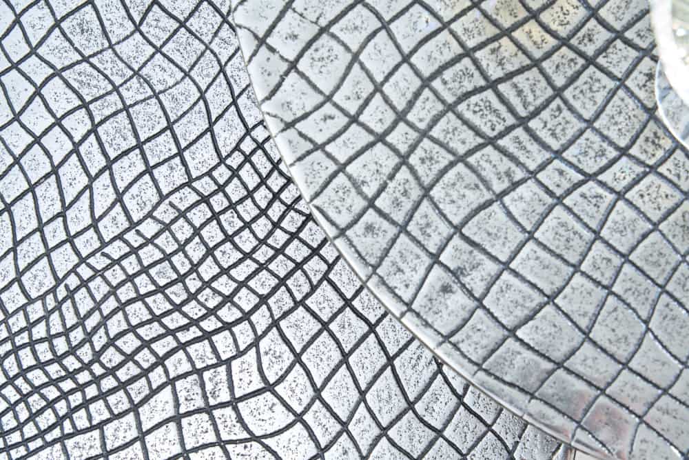 Set Of Two Round Nesting Coffee Tables Croco 35cm/40cm Metal Silver