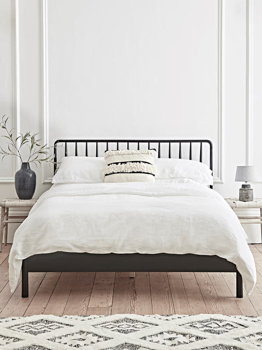 Bergen Oak Kingsize Bed - Natural