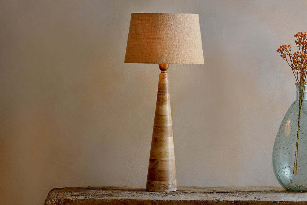 Chameli Mango Wood Table Lamp Naural