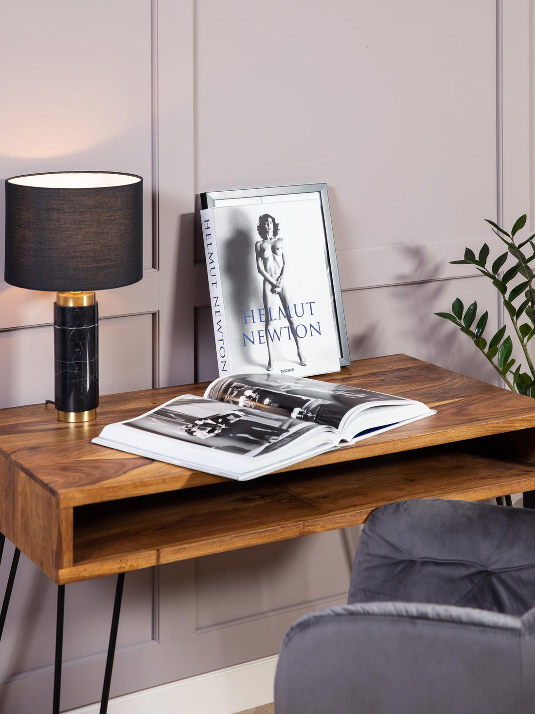 Newton Coffee Table Book Helmut - Sumo