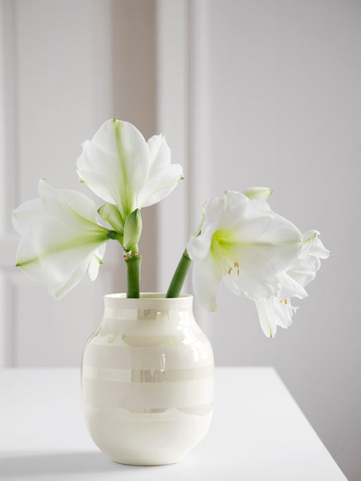 Handmade Ceramic Vase Omaggio H 20 cm
