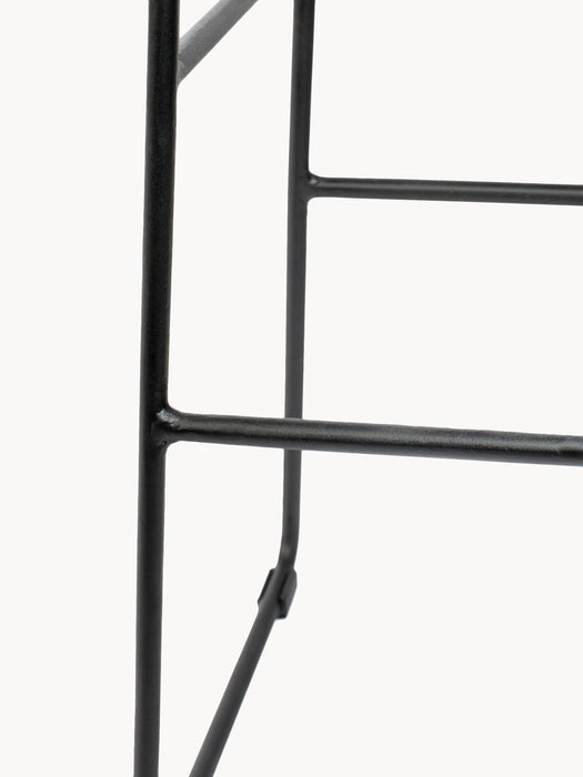 Counter Stool Tangle