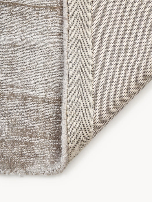 Jane Hand-Woven Viscose Runner