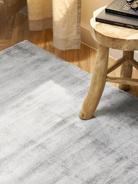 Jane Hand-Woven Viscose Rug