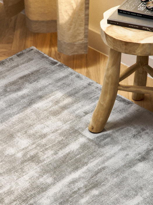 Jane Hand-Woven Viscose Rug