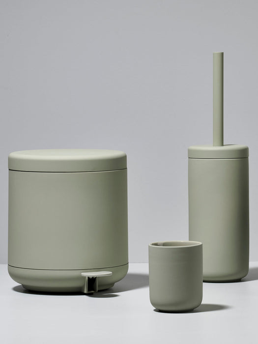 Ume Bathroom Bin with Pedal Function