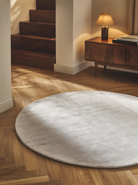 Jane Round Hand-Woven Viscose Rug