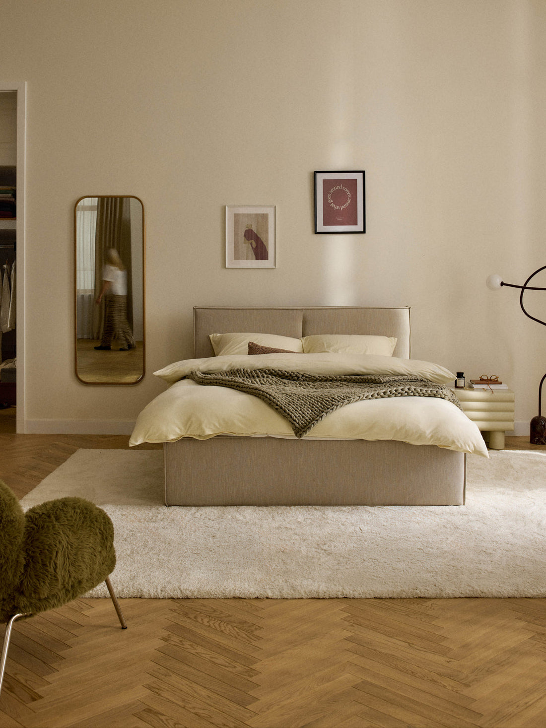 Dream Upholstered Bed with Storage Space