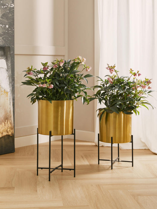 Mina Metal Cover Pots, Set of 2