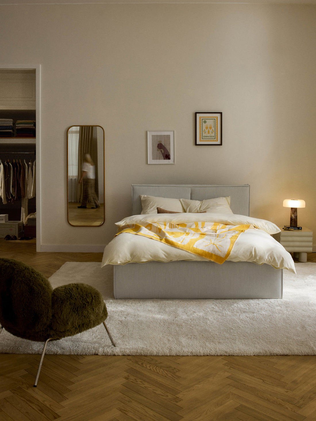 Dream Upholstered Bed with Storage Space