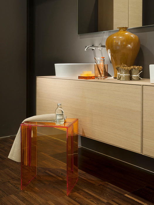 Max-Beam Design Side Table
