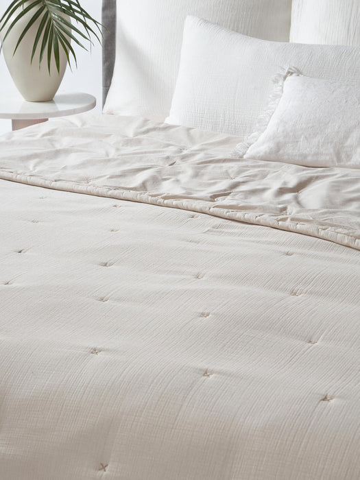 Lenore Quilted Cotton Bedspread