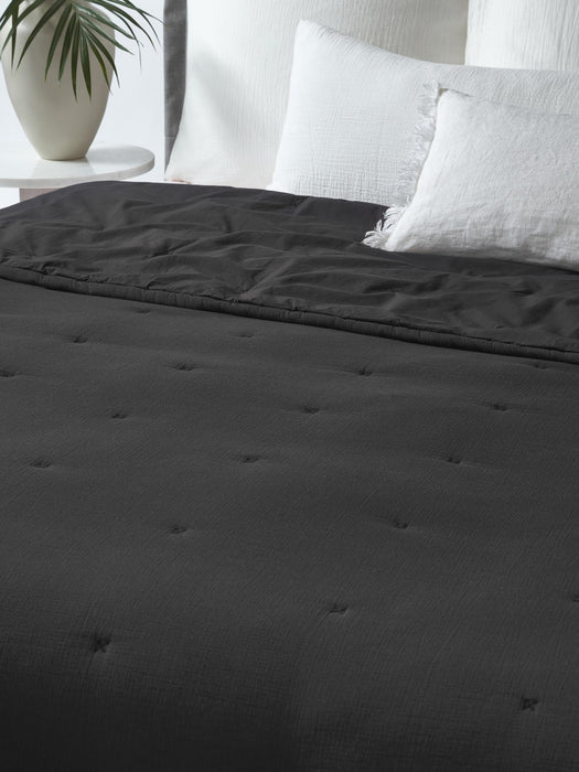 Lenore Quilted Cotton Bedspread
