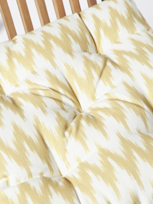 Outdoor Seat Cushion Maillot with Ikat Pattern