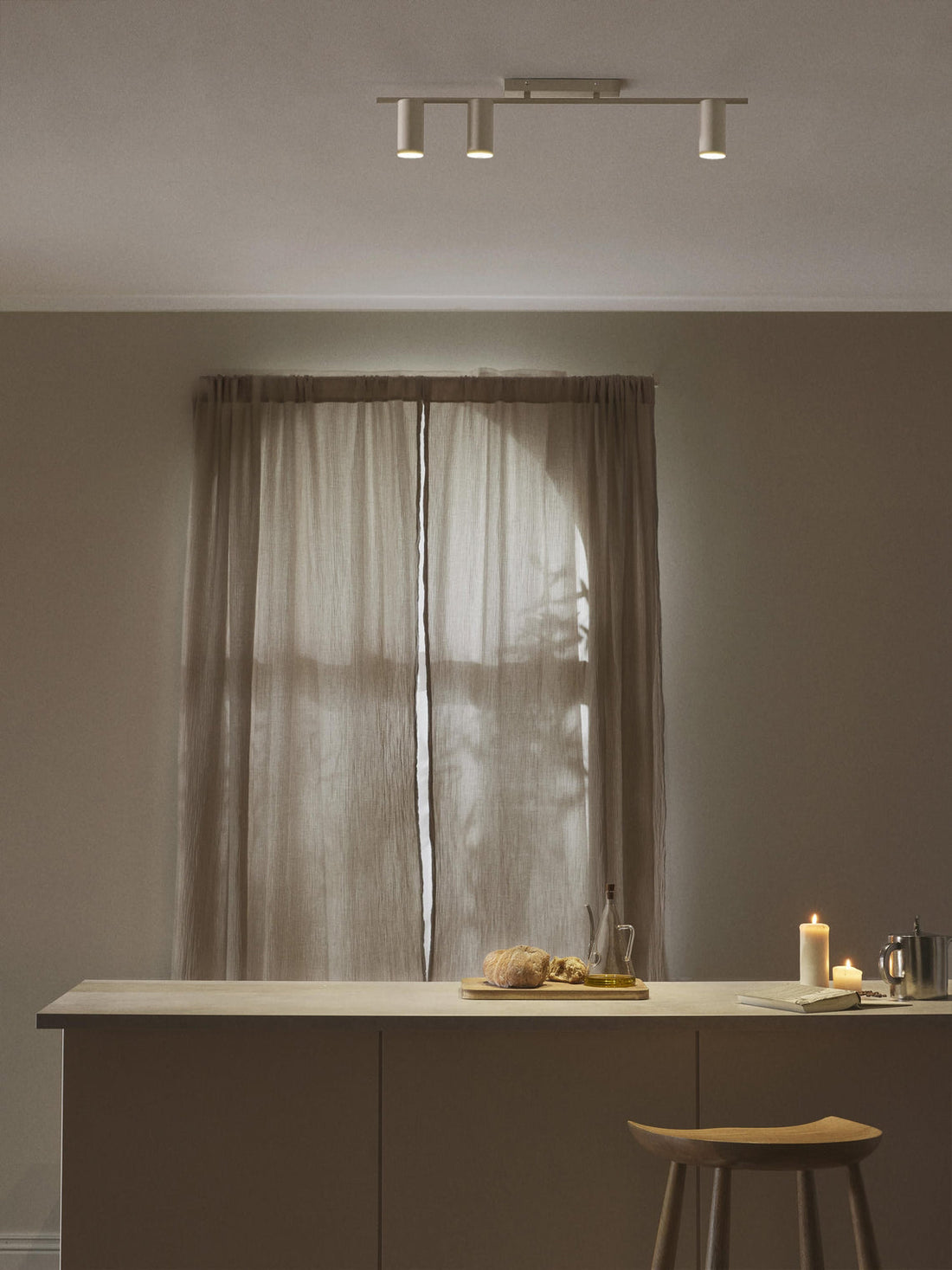Cassandra Large Ceiling Spotlight