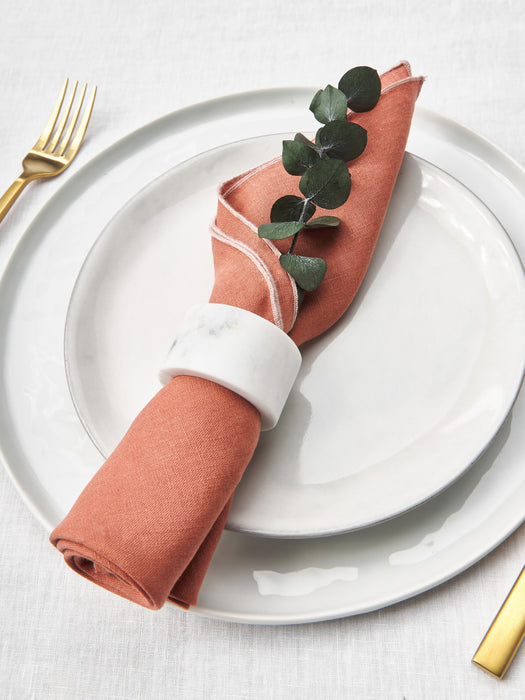 Linen Napkins Kennedy with Decorative Edging Set of 4