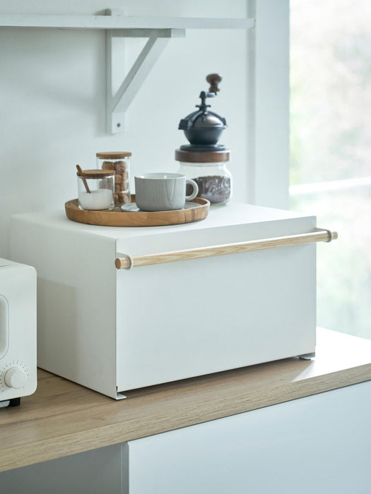 Bread Box Tosca with Magnetic Opening