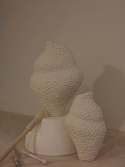 Organic Shape Vase Isla H 32 cm