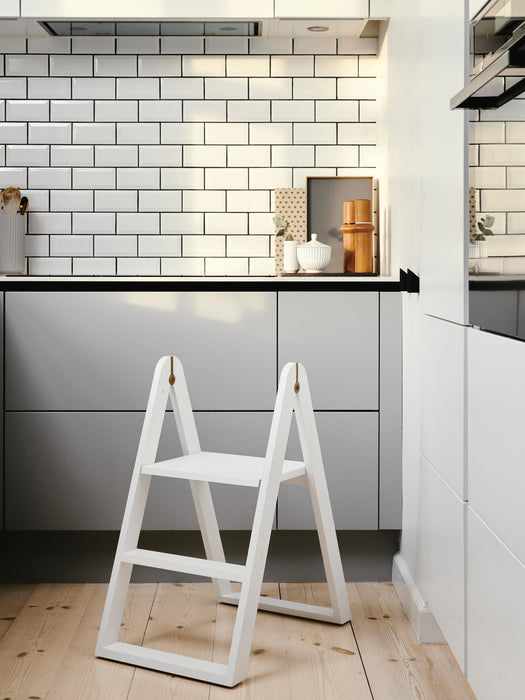 Reech Ash Wood Stepladder