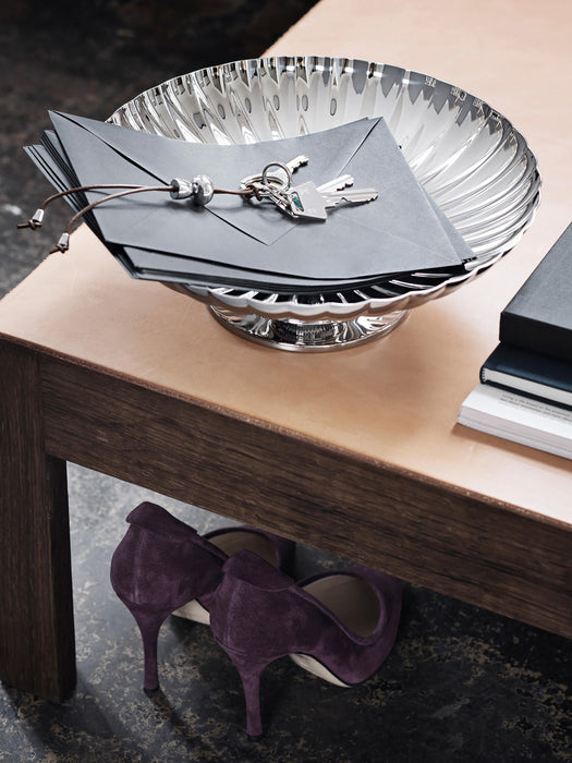 Stainless Steel Serving Bowl Bernadotte with Groove Structure