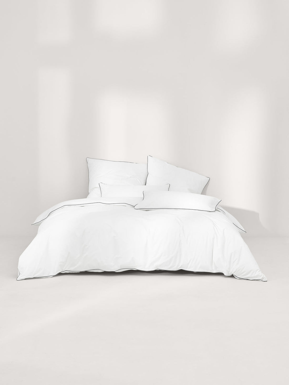 Daria Cotton Percale Duvet Cover with Piping