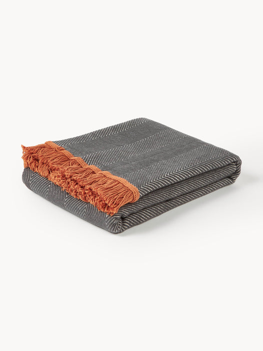 Throw Agatha with Herringbone Pattern