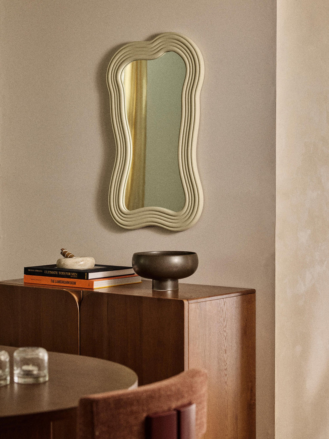 Cosimo Wall Mirror with Wavy Frame