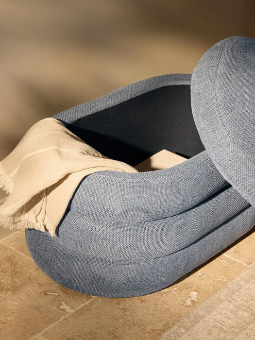 Small Upholstered Bench Alto with Storage Space