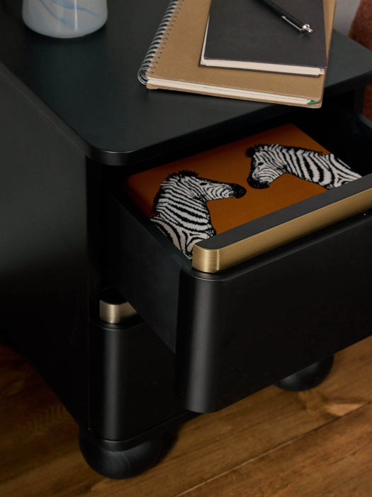 Bedside Table Bumba with Ball Feet