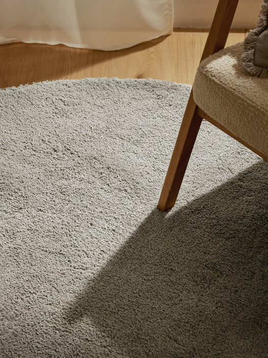 Leighton Round Fluffy High-Pile Rug
