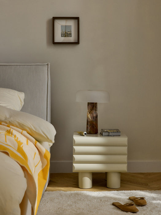 Bedside Table Fana with Drawer