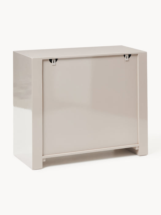 Dresser Liv