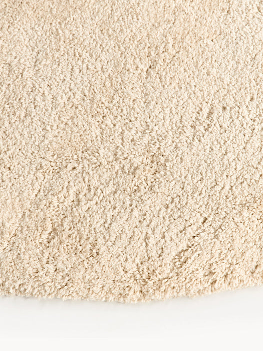 Leighton Round Fluffy High-Pile Rug