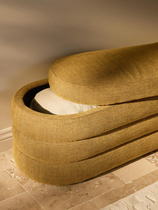 Upholstered Bench Alto with Storage Space