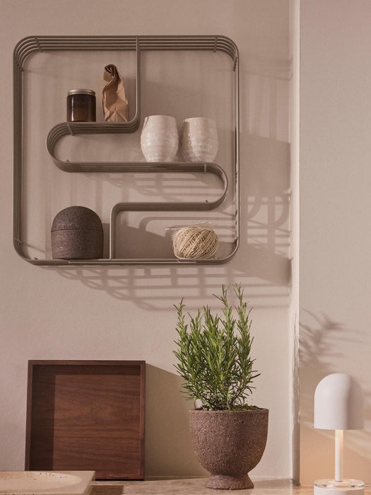 Curva Metal Wall-Mounted Shelf