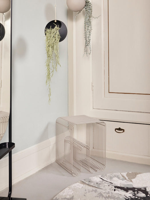 Metal Stool Curva