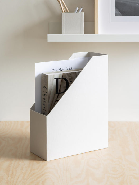 Magazine File Estelle