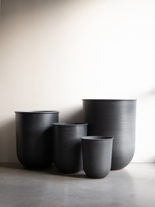 Outdoor Plant Pots Out, Set of 4