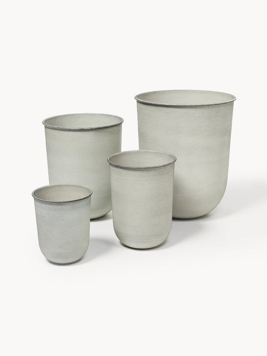 Outdoor Plant Pots Out, Set of 4