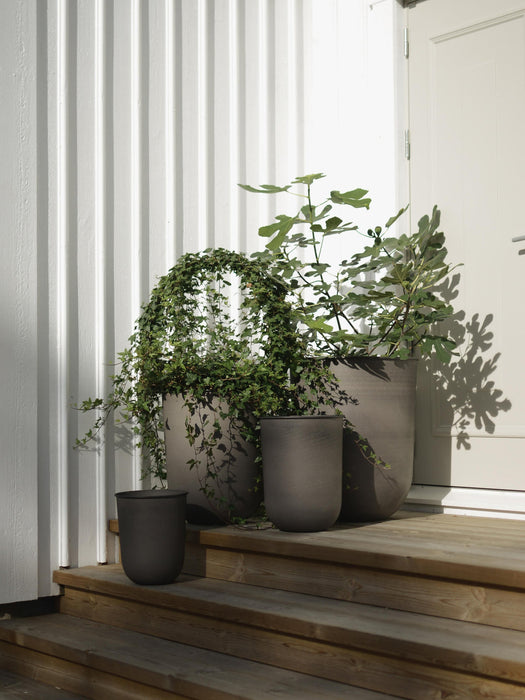 Outdoor Plant Pots Out, Set of 4
