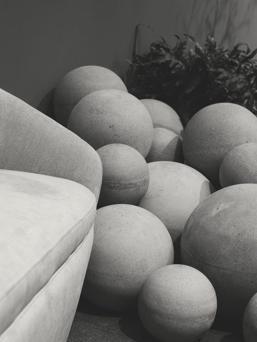 Garden Decorative Balls Concrete Set of 2 20 cm