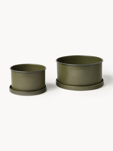 Outdoor Plant Pots Out, Set of 2