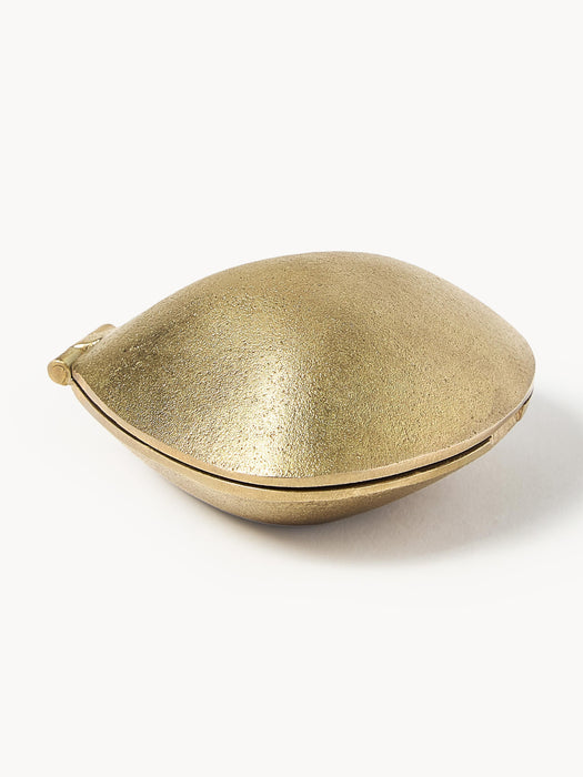Brass Candle Holder Clam